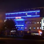 Penthouse Centrum S Dokonalym Vyhladom A Velkou Terasou Apartmán *