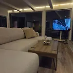 Penthouse Centrum S Dokonalym Vyhladom A Velkou Terasou Apartmán *