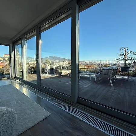 Penthouse Centrum S Dokonalym Vyhladom A Velkou Terasou