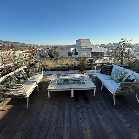 Apartman Penthouse Centrum S Dokonalym Vyhladom A Velkou Terasou
