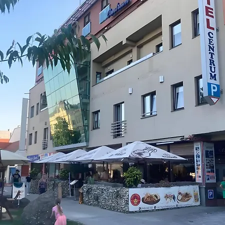 Penthouse Centrum S Dokonalým Výhladom A Veľkou Terasou Apartmán Nitra