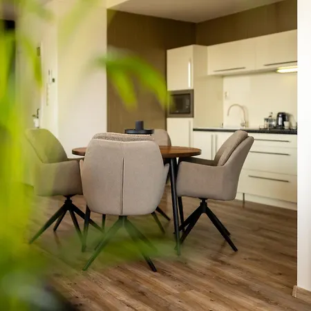 Penthouse Centrum S Dokonalym Vyhladom A Velkou Terasou Nitra