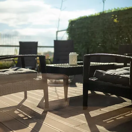 Appartamento Penthouse Centrum S Dokonalym Vyhladom A Velkou Terasou *
