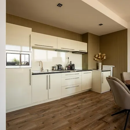 Appartamento Penthouse Centrum S Dokonalym Vyhladom A Velkou Terasou Nitra