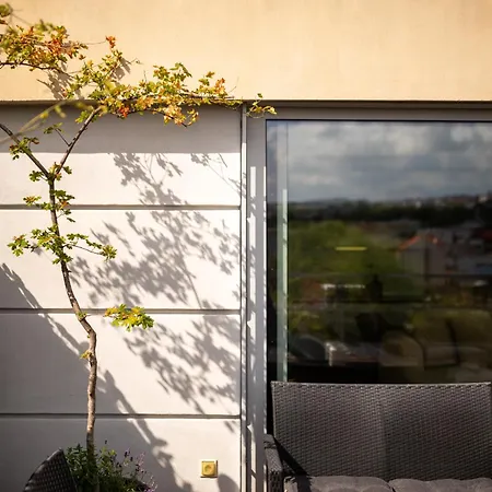 Appartamento Penthouse Centrum S Dokonalym Vyhladom A Velkou Terasou Nitra