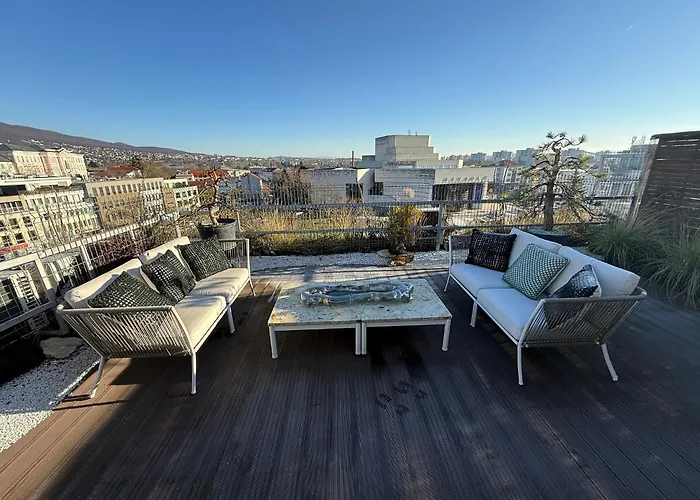 Apartman Penthouse Centrum S Dokonalym Vyhladom A Velkou Terasou