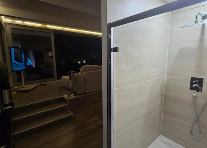 Penthouse Centrum S Dokonalym Vyhladom A Velkou Terasou Apartment